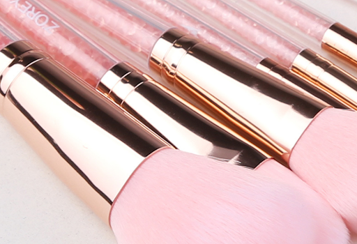 Title 3, Pink Quicksand makeup brush for flawless applic...