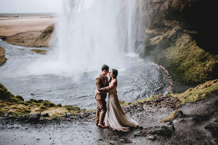 Photographe de mariage Serezha Tkachenko (tkachenkos). Photo du 21 avril 2019