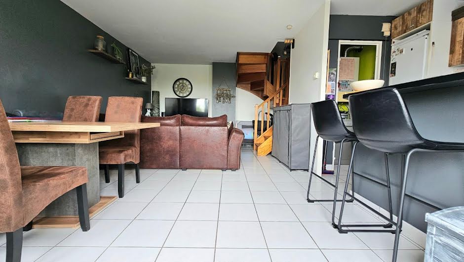 Vente duplex 3 pièces 61 m² à Pontault-Combault (77340), 240 000 €