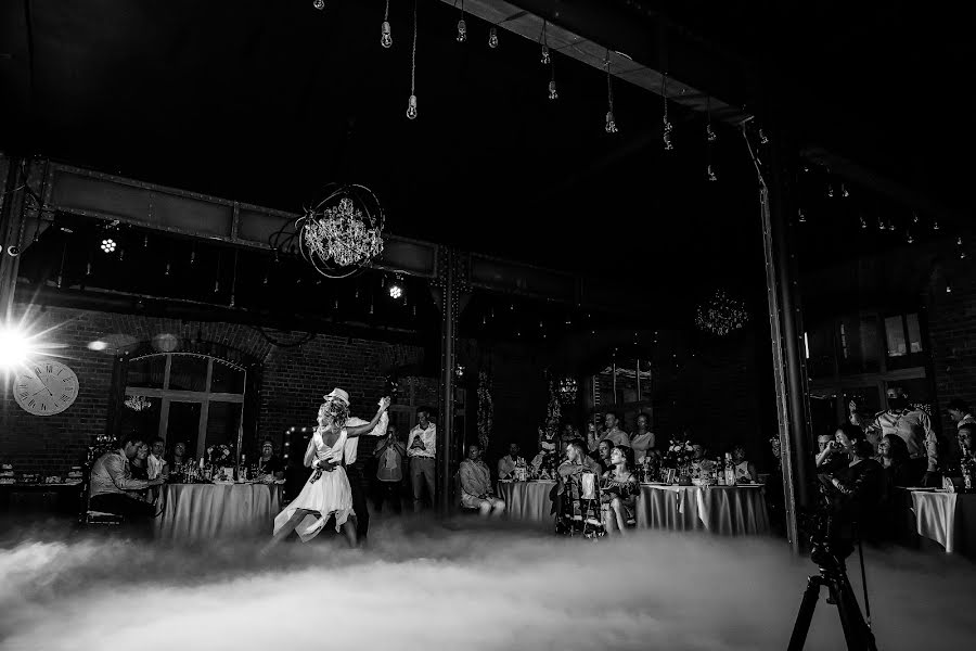 Fotografo di matrimoni Denis Koshel (jumpsfish). Foto del 22 gennaio 2019