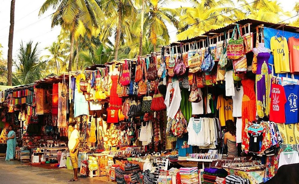 tourist market in goa