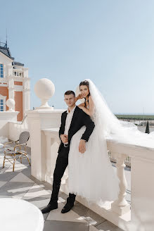 Fotógrafo de casamento Elizaveta Vladykina (vladykinaliza). Foto de 8 de janeiro