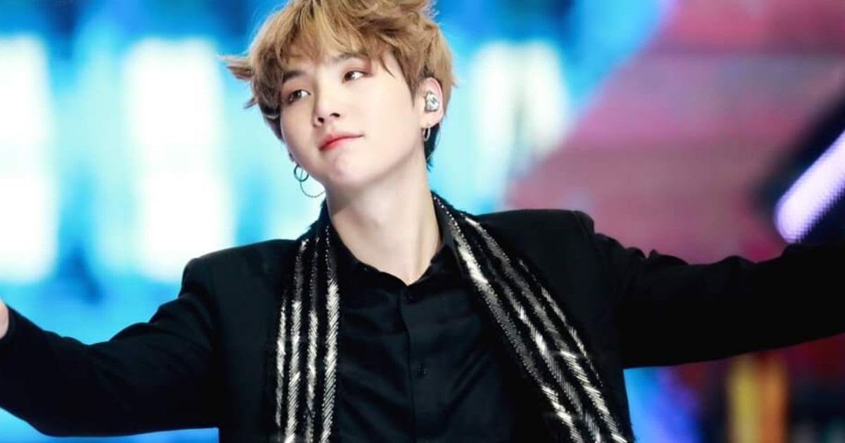 10+ Times Photos Proved That BTS's Suga Is An Actual Cat
