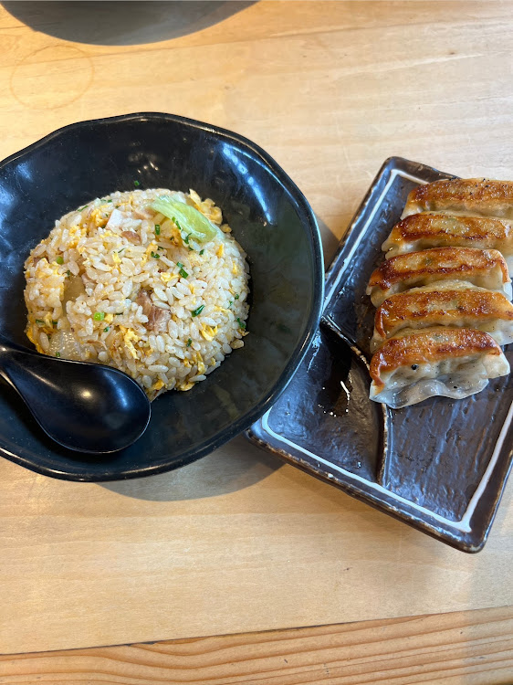 ハイエースバンのハイエース・中るラーメン・ラーメン・餃子・チャーハンに関するカスタム事例の投稿画像4枚目