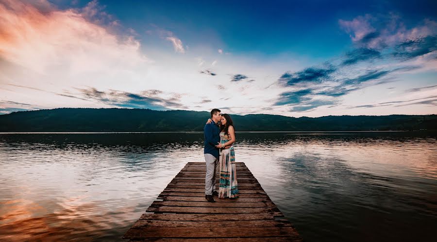 Wedding photographer César Enrique Arevalo Sánchez (cesarenriquefoto). Photo of 1 October 2018