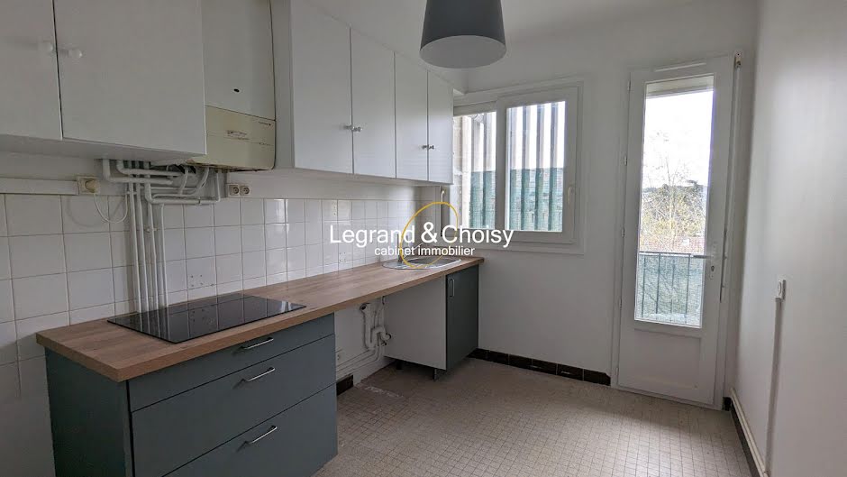 Location  appartement 3 pièces 45 m² à Agen (47000), 490 €