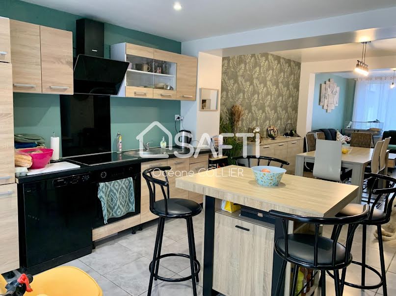 Vente maison 6 pièces 123 m² à Boulogne-sur-Mer (62200), 175 000 €