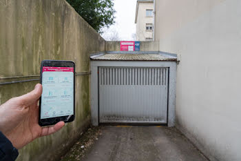 parking à Saint-Jean-Saint-Maurice-sur-Loire (42)