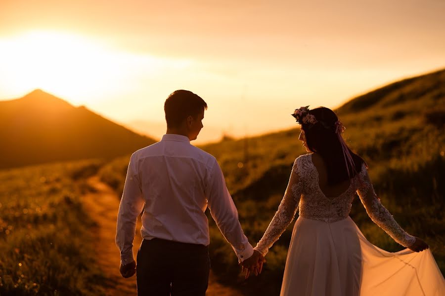 Fotógrafo de casamento Edyta Gut- Pałucka (paluccy). Foto de 16 de novembro 2019