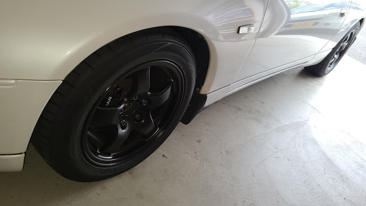 フェアレディZ 300ZX NAのみんなでつくろうホイール図鑑に関するカスタム事例の投稿画像2枚目