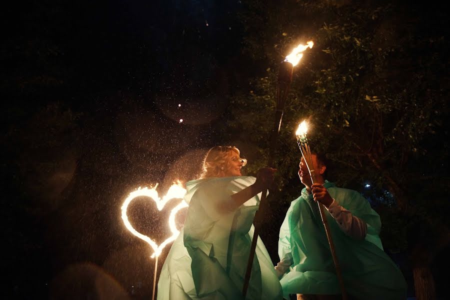 Fotografo di matrimoni Ekaterina Chizhova (chizhovaekaterin). Foto del 15 aprile 2019