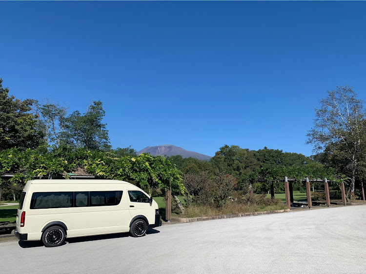 ハイエースバンのハイエーススーパーロング・スパロン・浅間山・軽井沢に関するカスタム事例の投稿画像2枚目