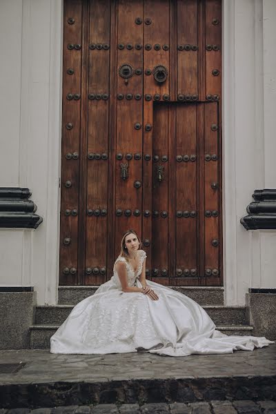 Fotógrafo de casamento Raymond Fuenmayor (raymondfuenmayor). Foto de 5 de janeiro 2022