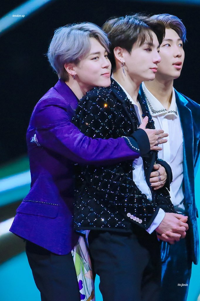 Top 30+ Fan Photos That Captured BTS's Unbreakable Friendship In 2018