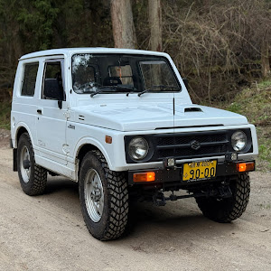 ジムニー JA11V