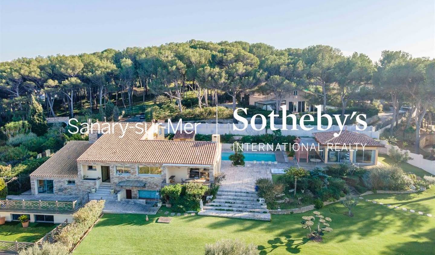 Maison avec piscine en bord de mer Sanary-sur-Mer