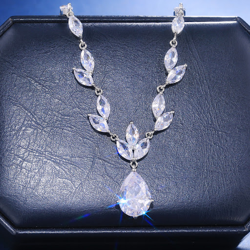 Title 10, Womens Fashion Zircon Earrings and Necklace Se...