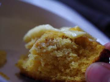 100% Cornmeal Cornbread