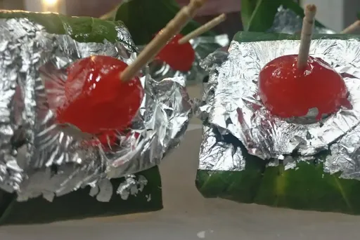 Silver Navratan Paan