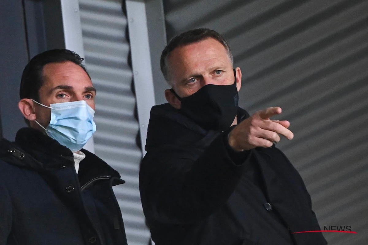 John van den Brom a dirigé sa première séance d'entraînement au Racing Genk