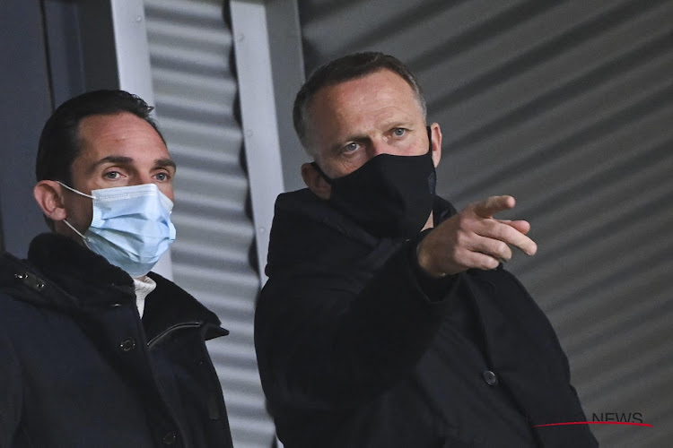 John van den Brom a dirigé sa première séance d'entraînement au Racing Genk