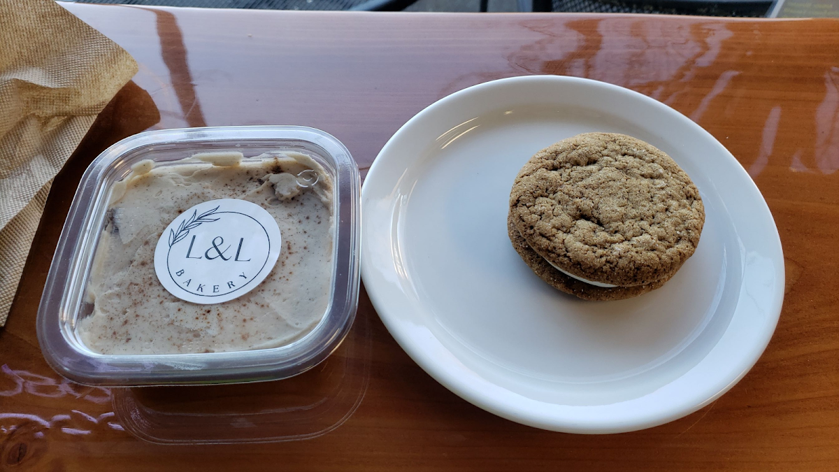 cinnamon cake and molasses cookie sandwich