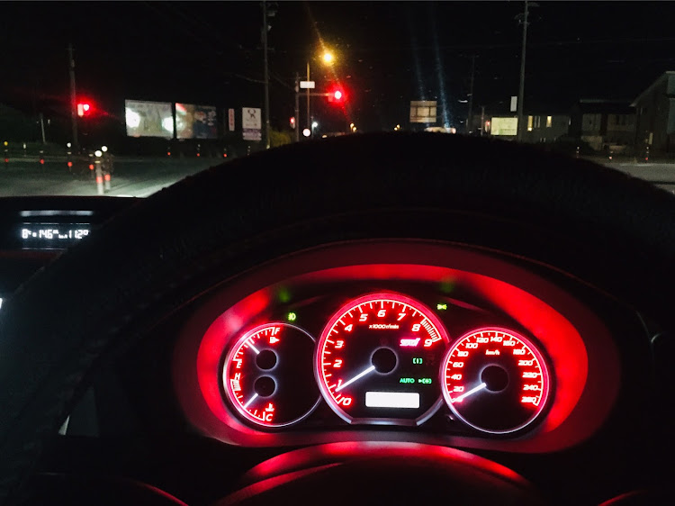インプレッサ WRX STIの夜のドライブに関するカスタム事例の投稿画像1枚目
