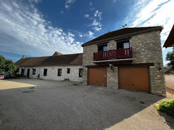 maison à Ouarville (28)