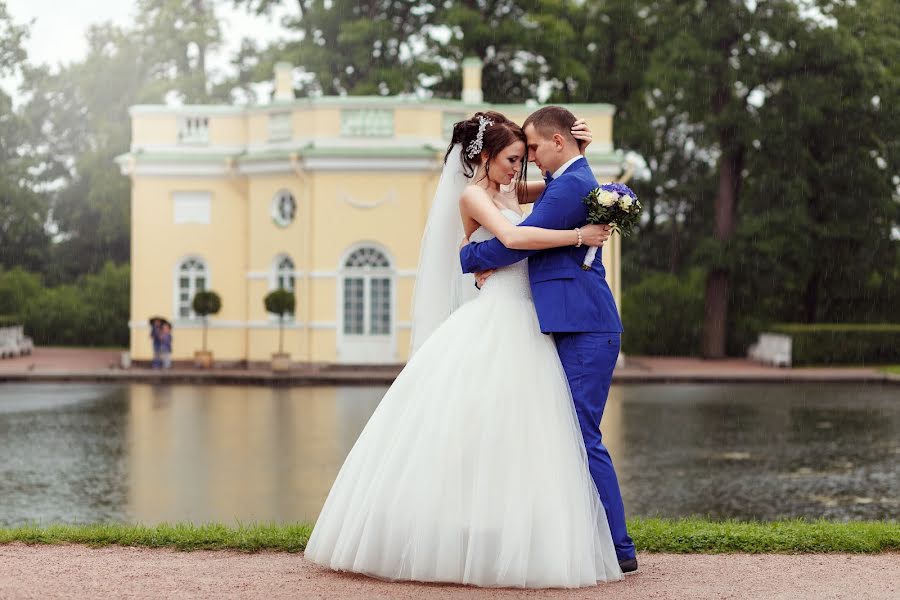 Fotógrafo de casamento Andrey Erastov (andreierastow). Foto de 1 de fevereiro 2017