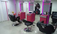 Femina Unisex Salon photo 1