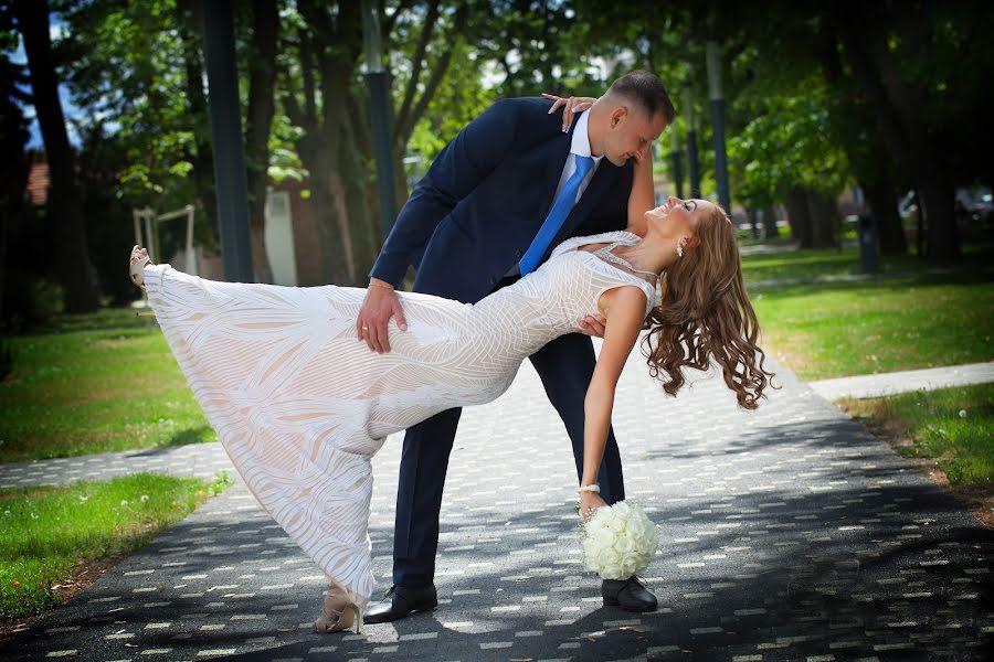 Vestuvių fotografas Vilmos Somogyváry (k23gfjx). Nuotrauka 2020 spalio 20