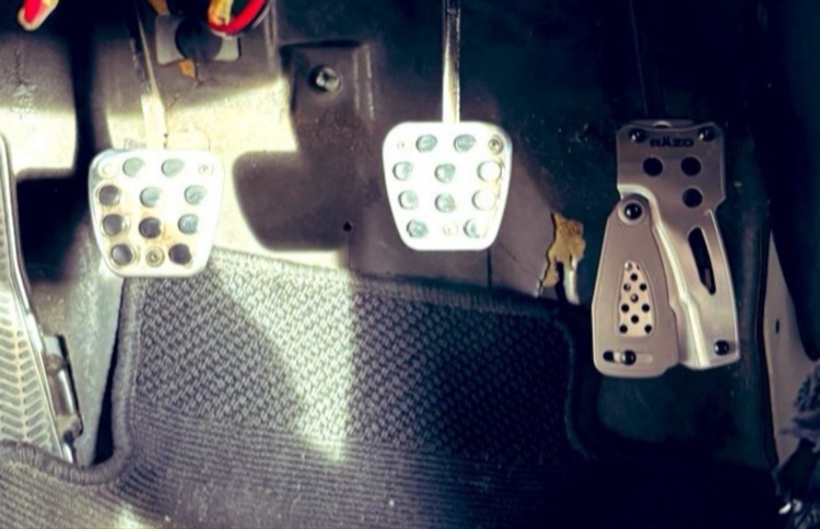 S2000のペダルカバー・DIY・RAZOに関するカスタム事例の投稿画像1枚目