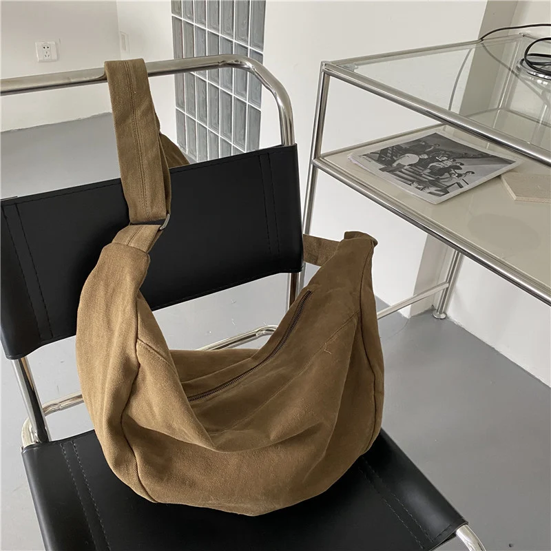 Retro Hong Kong Style Crossbody Tote Bag Large Capacity Carry Everything You Need with Comfort and Urban Style Perfect f