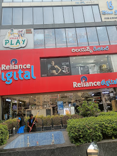 Sai Shashank Goud at Reliance Digital, Banashankari,  photos