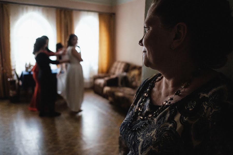 Fotógrafo de casamento Yuriy Stulov (uuust). Foto de 1 de dezembro 2016