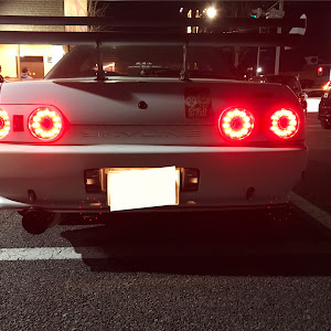 スカイライン R32