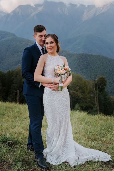 Fotógrafo de casamento Angelina Kozmenko (angelinakd). Foto de 19 de outubro 2018