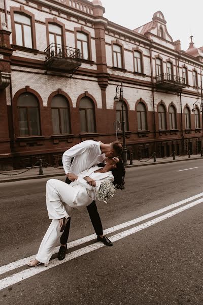 Wedding photographer Yana Kolesnikova (janakolesnikova). Photo of 5 June 2022