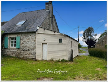 maison à Savigny-le-Vieux (50)