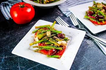 Greek Asparagus Salad