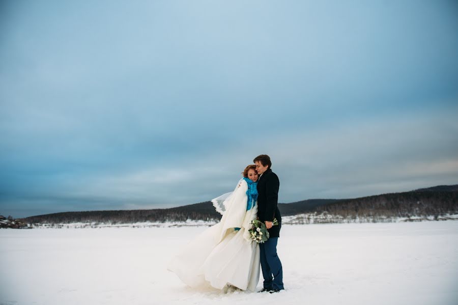 Photographe de mariage Evgeniy Askhadulin (evgenasxadulin). Photo du 29 février 2016