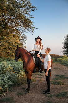 Bryllupsfotograf Marina Zvereva (zverevaph). Bilde av 7 september 2021