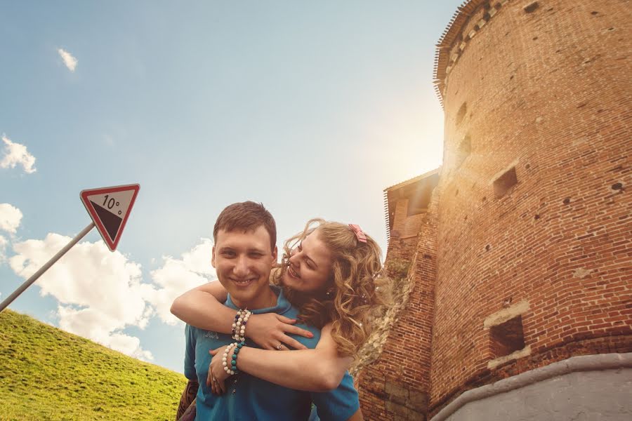 Wedding photographer Slava Kashirskiy (slavakashirskiy). Photo of 21 July 2014