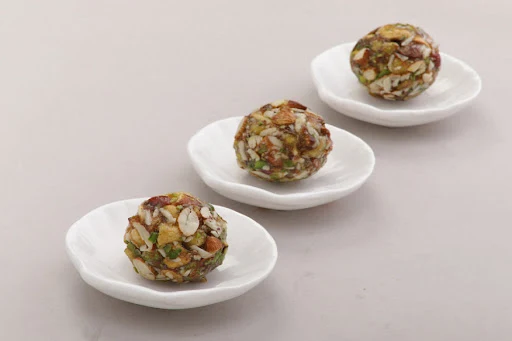 Dry Fruit Laddu