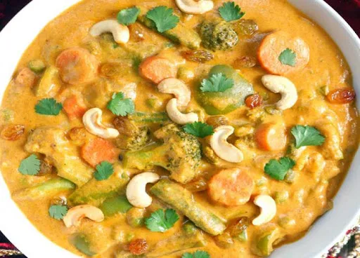 Navratan Korma -500 Ml. Serve 1-2 Person