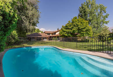 Maison avec jardin et terrasse 1