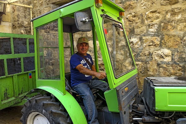 sempre con il sorriso di lugiube