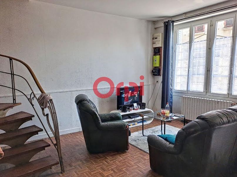 Vente maison 3 pièces 75 m² à Chénérailles (23130), 24 000 €