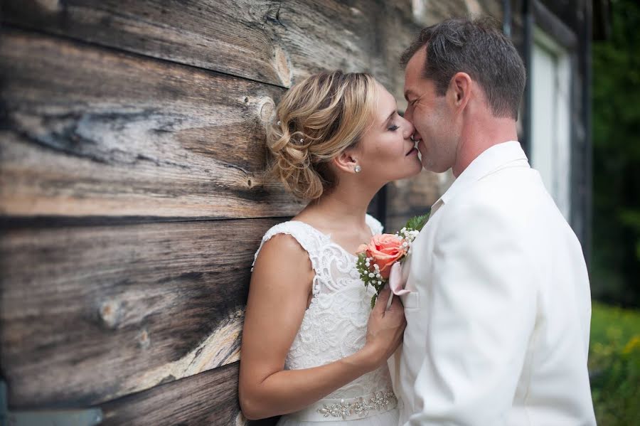 Fotografo di matrimoni Linda Jennings (lindajennings). Foto del 30 dicembre 2019