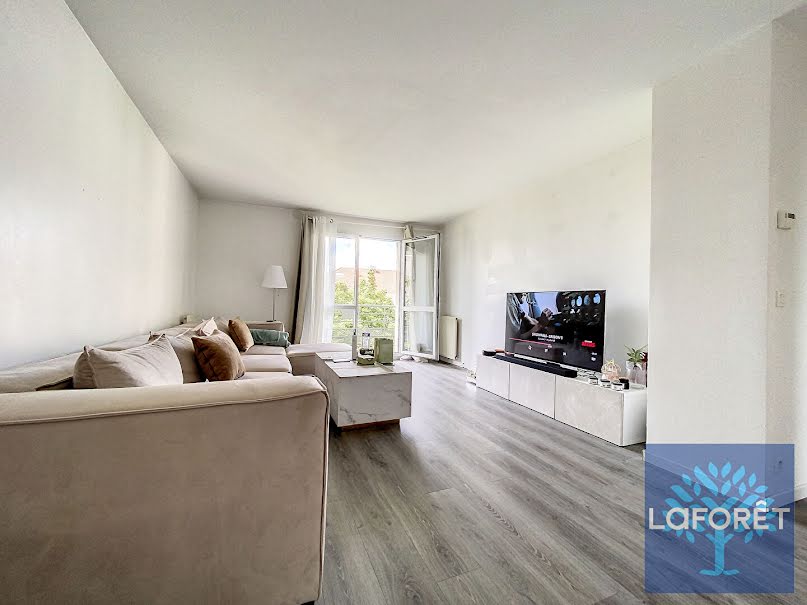 Vente appartement 4 pièces 83 m² à Neuilly-sur-Marne (93330), 300 000 €